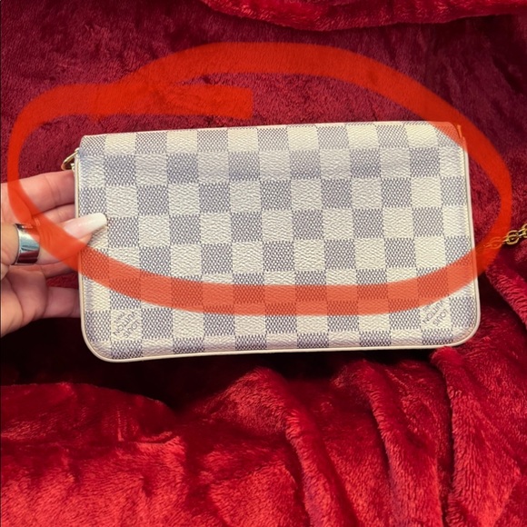 ‼️SOLD‼️ LV FÉLICIE POCHETTE - Picture 9 of 16